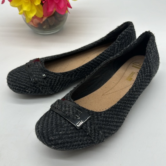 Clarks Shoes - Clarks Gray Tweed Ballet Flat Size 6.5 BFL6124A